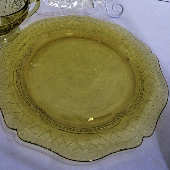 FEDERAL DEPRESSION GLASS 1 DIVIDED PLATE, 1 PLATE,  1 BOUILLON SOUP BOWL ANTIQUE - Picture 3 of 9